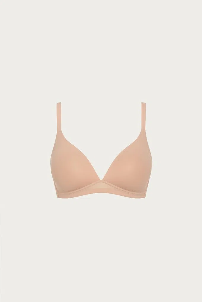 YSABEL MORA Sujetador sin Aro con Relleno. Colección nomarks, Modelo Brisa. Confort Extremo: Copas Blandas y Lisas, Forradas en Suave Microfibra. Estampado Liso.