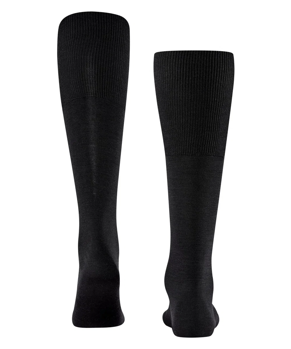 FALKE hombre Airport calcetines largos transpirable regulación del clima antiolores lana algodón largo plano delgado elegante costura plana en la zona de la punta 1 par