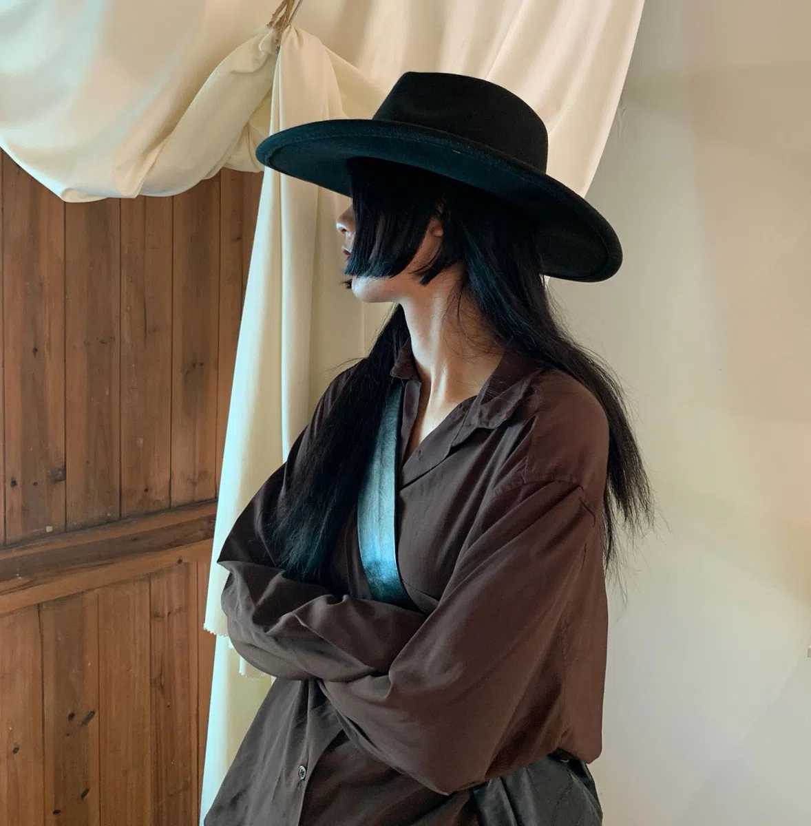 Sombrero de vaquero negro clásico sombrero de fieltro occidental universal de ala ancha sombreros Fedora sombreros invierno otoño mantener caliente sombrero estilo vaquero accesorios para fiesta de