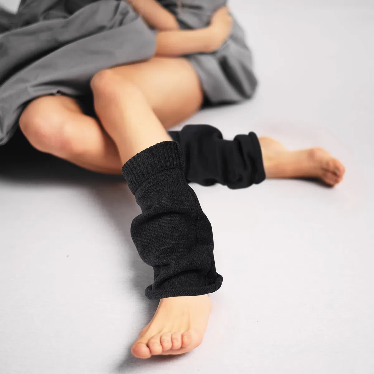 QKURT 2 Pares de Calentadores de Piernas largas, Calentadores Térmicos de Invierno de Punto Punk Hasta la Rodilla, Botas, Calentadores de Puños para Mujeres y Niñas