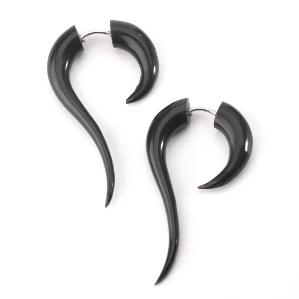 81stgeneration Pendientes Dilatadores Falsos de Cuerno Negro con Espiral Larga para Mujer | Pendientes Tribales | Camillas de Orejas Falsas con Garra Curva para Hombre | Joyería Gótica Emo Punk