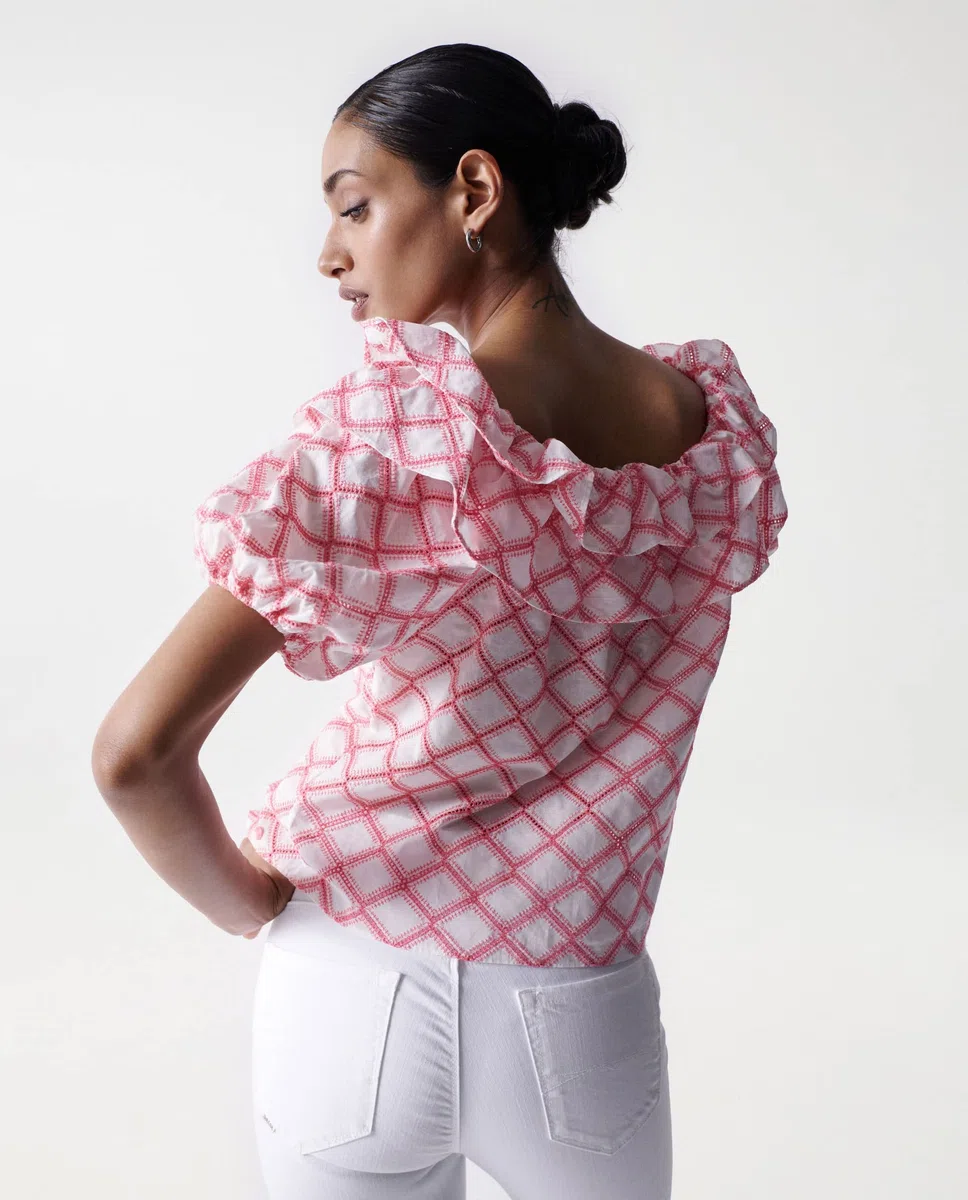 Salsa Blusa con Bordado
