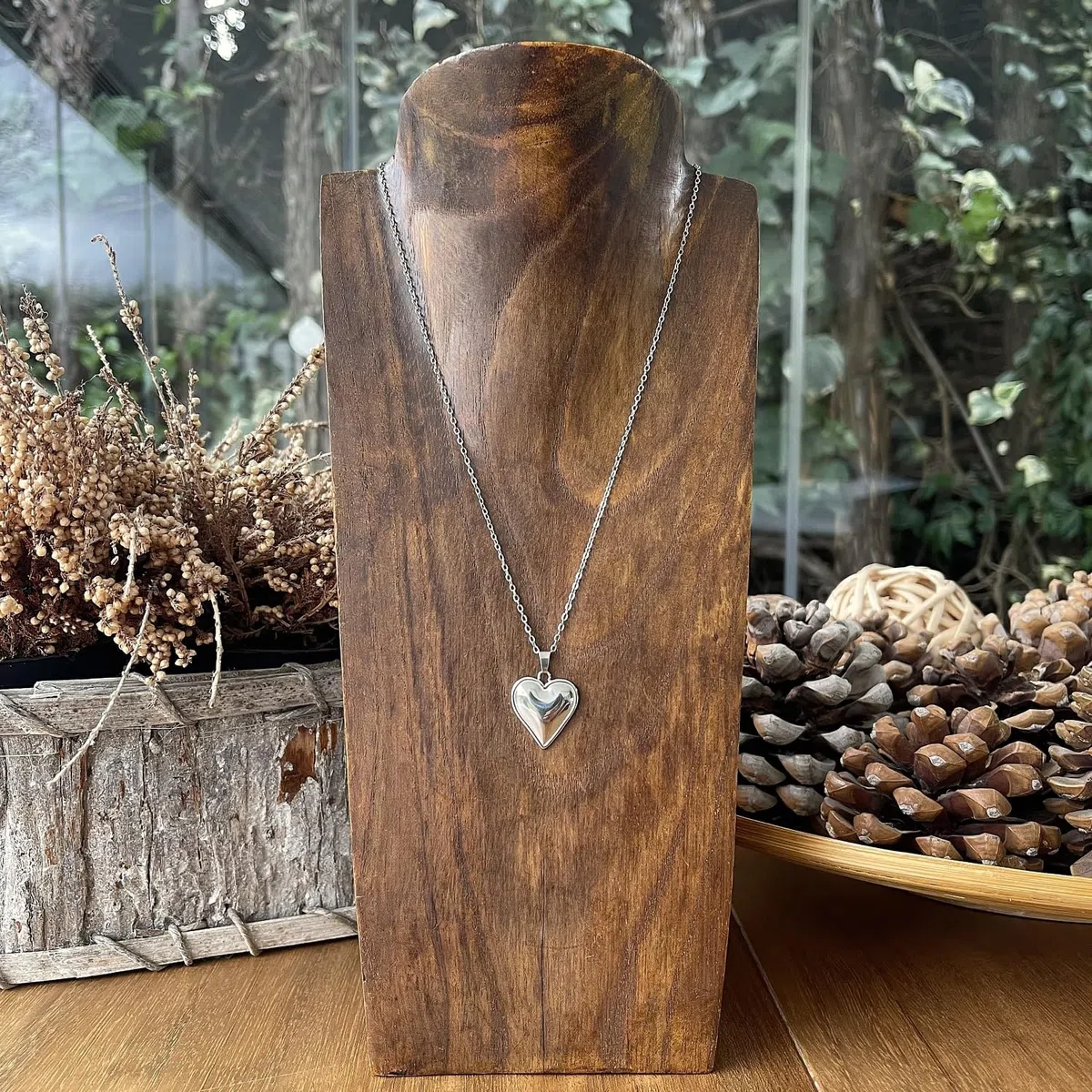 ASTER ALHELÍ - Conjunto Collar y Pendientes Corazón Mujer - Set de Joyas Mujer con Cadena de Acero Inoxidable y Pendientes Chapados en Platino - Regalo Elegante