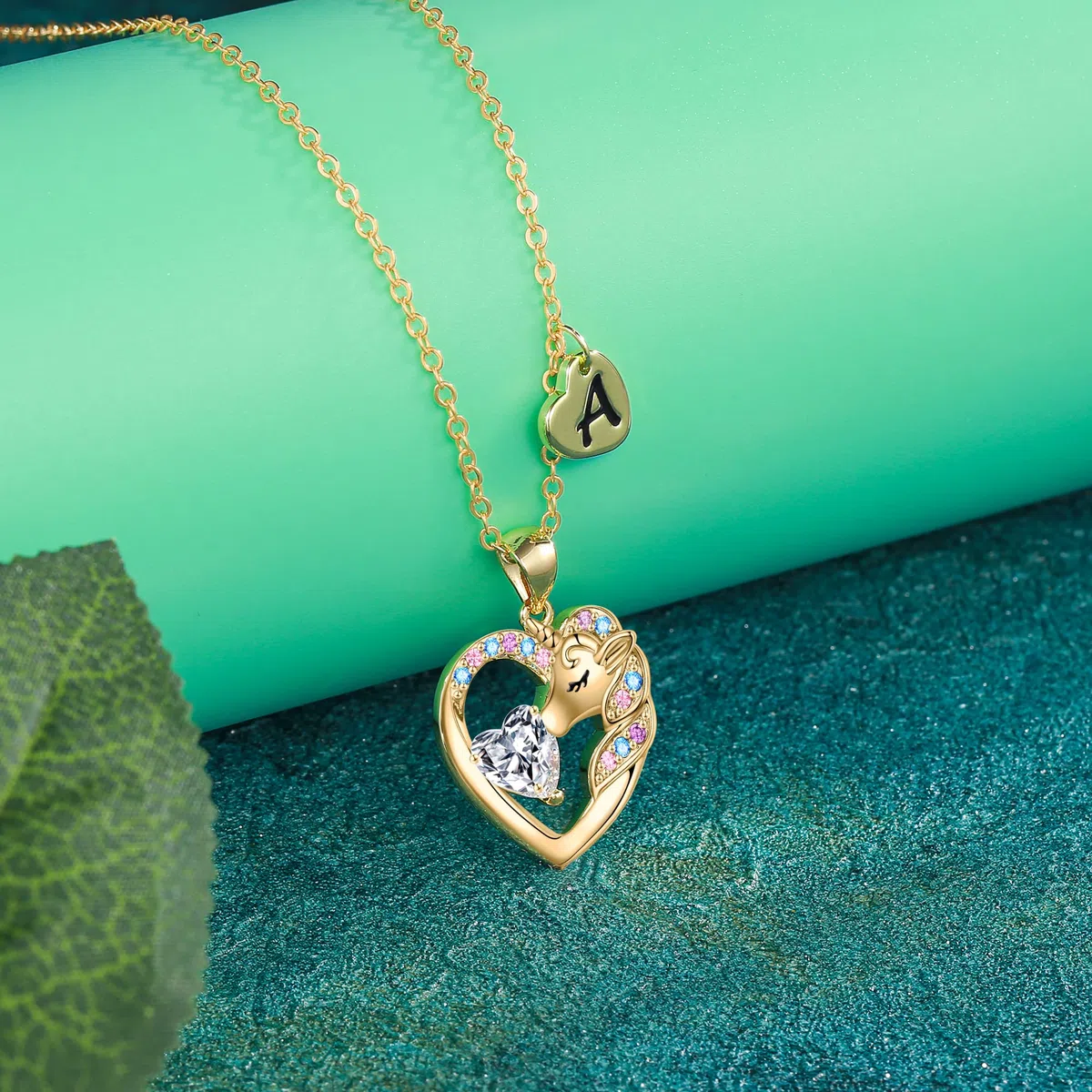 TINGN Regalos de unicornio para niñas, collares de corazón e inicial, joyería de unicornio para niñas, regalos de cumpleaños, Navidad y San Valentín