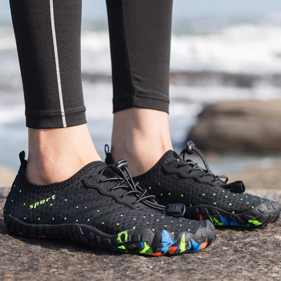 Unisex-Adulto Zapatos de Agua Mujer Hombre Zapatos Deportes Acuáticos Barefoot Shoes Zapatillas de Deporte Exterior Interior para Gym, Asfalto Playa, Montaña Escalada 35-46