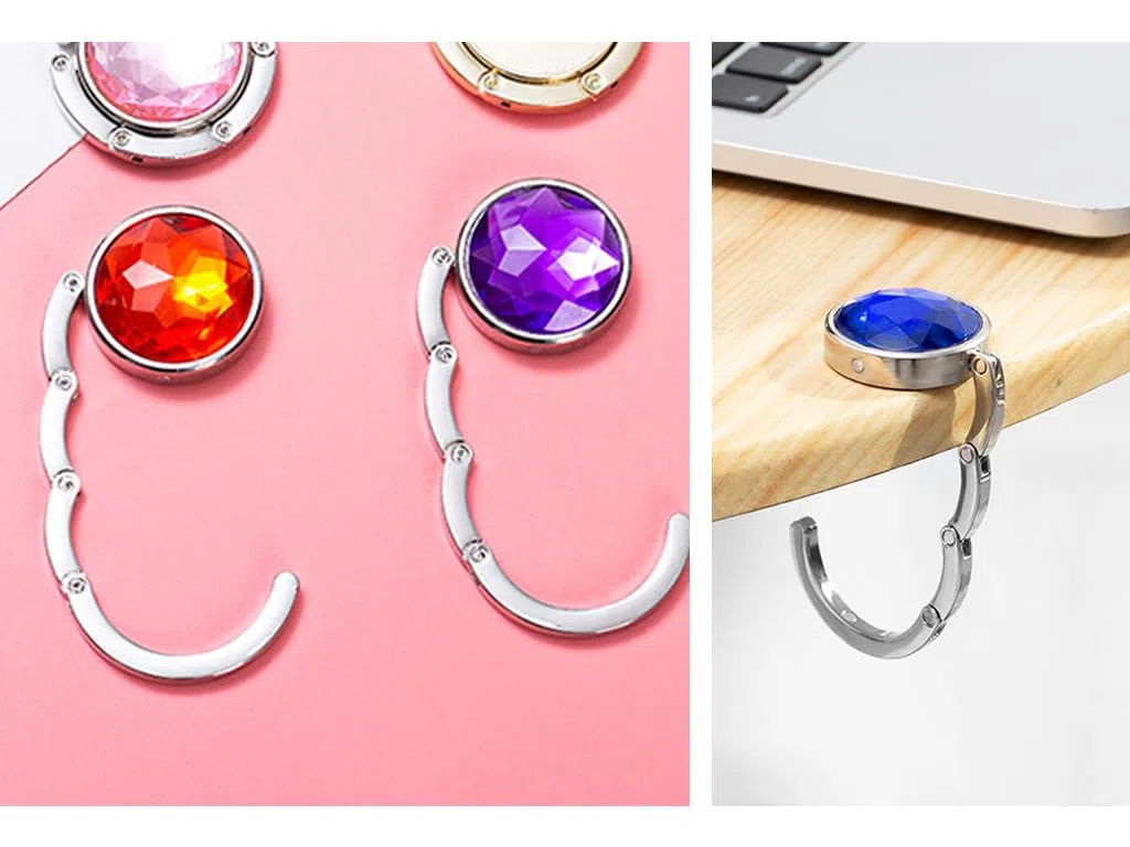 8 Piezas Portátil Gancho para Bolso, Ganchos para Bolsos de Escritorio, Ganchos para Bolsos Plegables, Ganchos para Monederos Plegables, para Restaurantes, Oficinas–Regalo Damas
