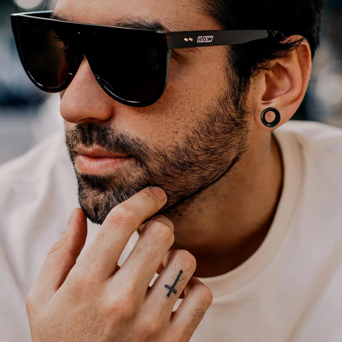 8 pares de dilatadores de silicona para los oídos, 3-25 mm, flexibles, de doble acampanado, para hombre y mujer - Negro y blanco