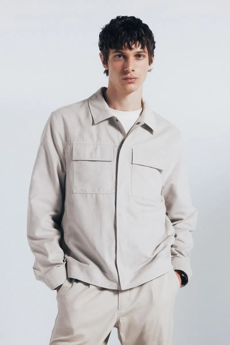 SPRINGFIELD Suede Trucker Smart With Closure, Side And Chest Patch Pockets, Adjustable Cuffs And Waistband. Chaqueta De Ante Hombre