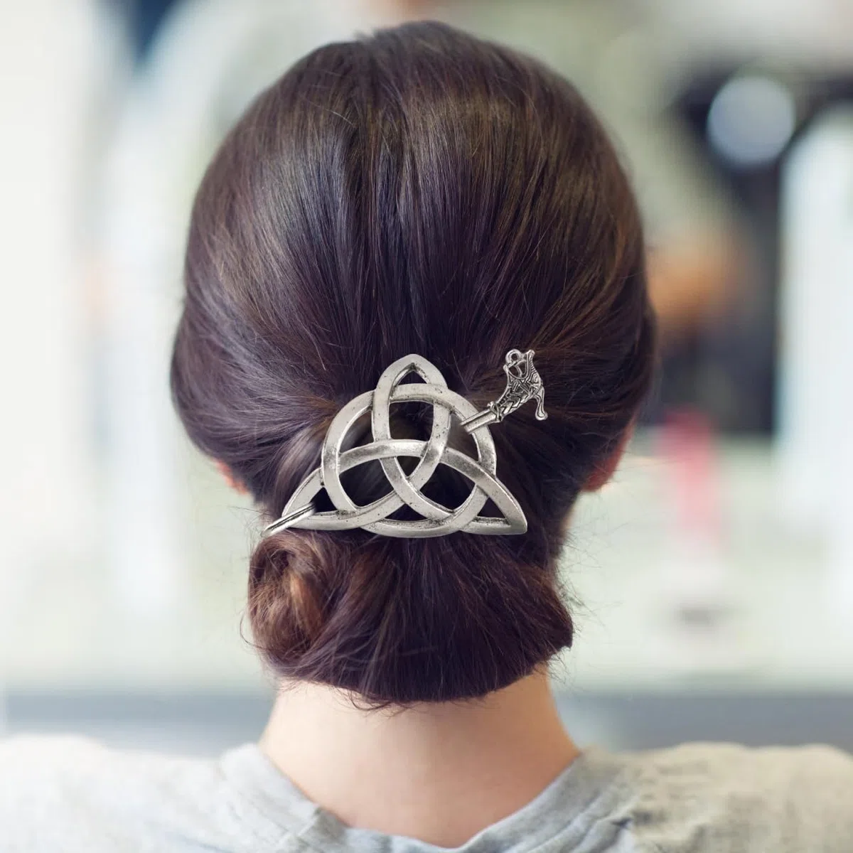 - Horquillas para el pelo, diseño de celta